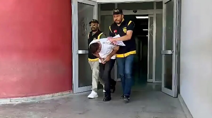 adanada fuhus operasyonu 5 gozalti YZfOhJbc