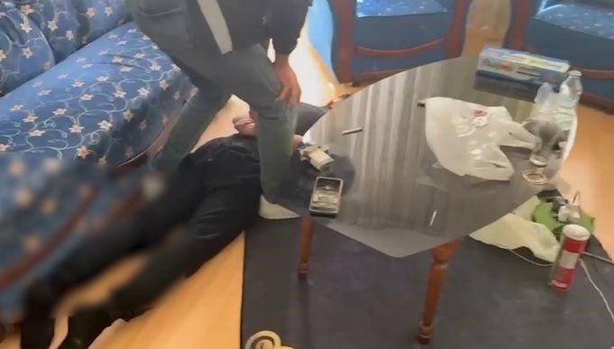 kayseride uyusturucu operasyonu 12 tutuklama RwGPhsx4