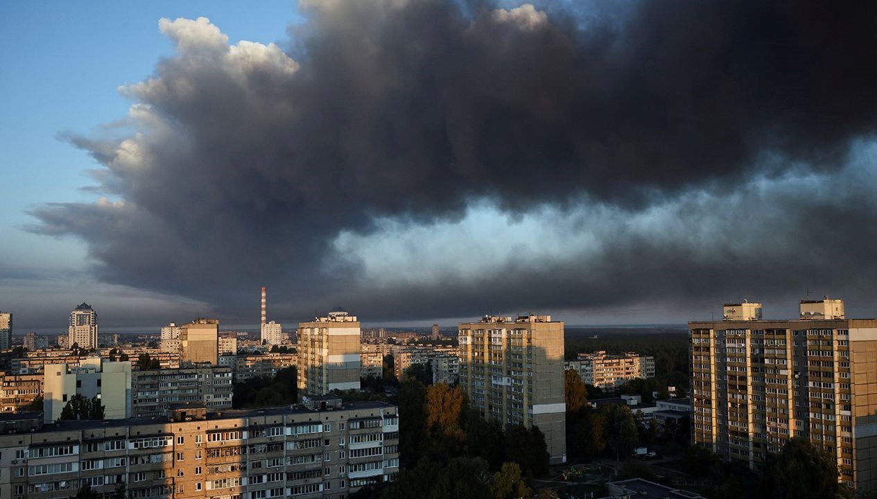 rusya kievi vurdu hukumet binasinda yangin cikti 3Ww2a7xf