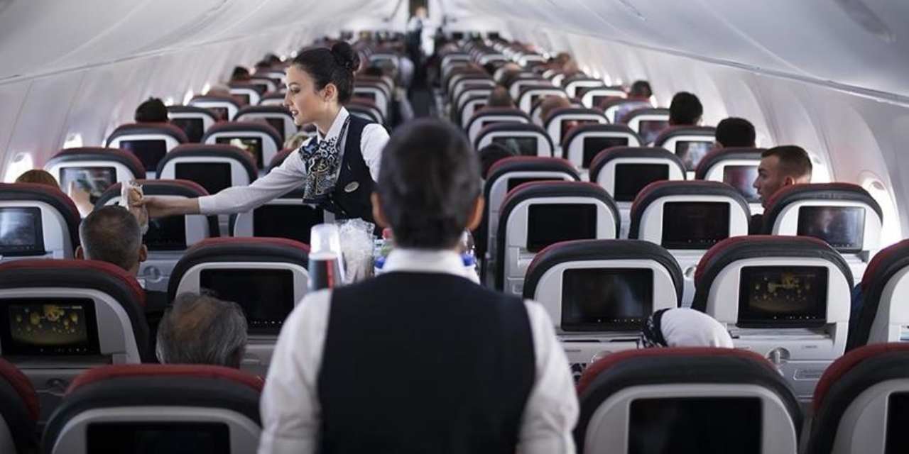 ucaklarda suyun neden bedava yapildigini acikladi yyJM6VEp