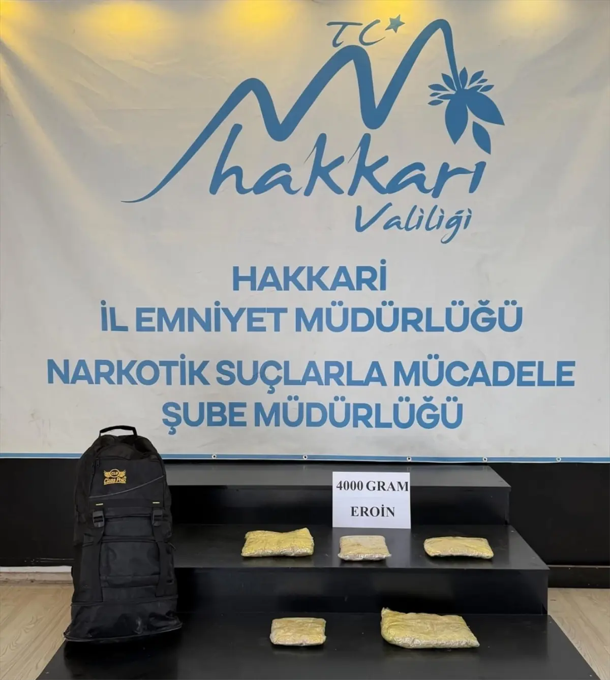 hakkaride 43 kilo eroin ele gecirildi QwZNHlGv.jpg