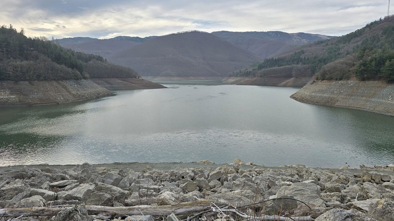 istanbul barajlarinda doluluk yuzde 23e geriledi LNtETu4j.jpg