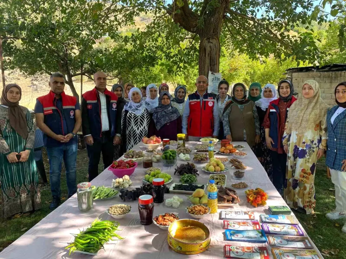 kadin ciftciler gununde guc birligi vurgusu rYXm3F2e.jpg