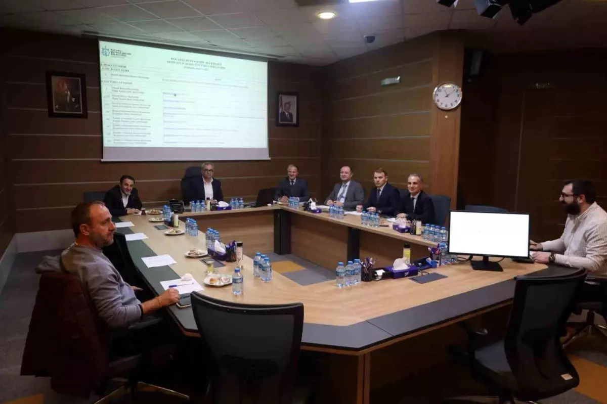 kocaelide trafik ihlalleri nedeniyle 320 bin tl ceza 8GhCMhmZ.jpg