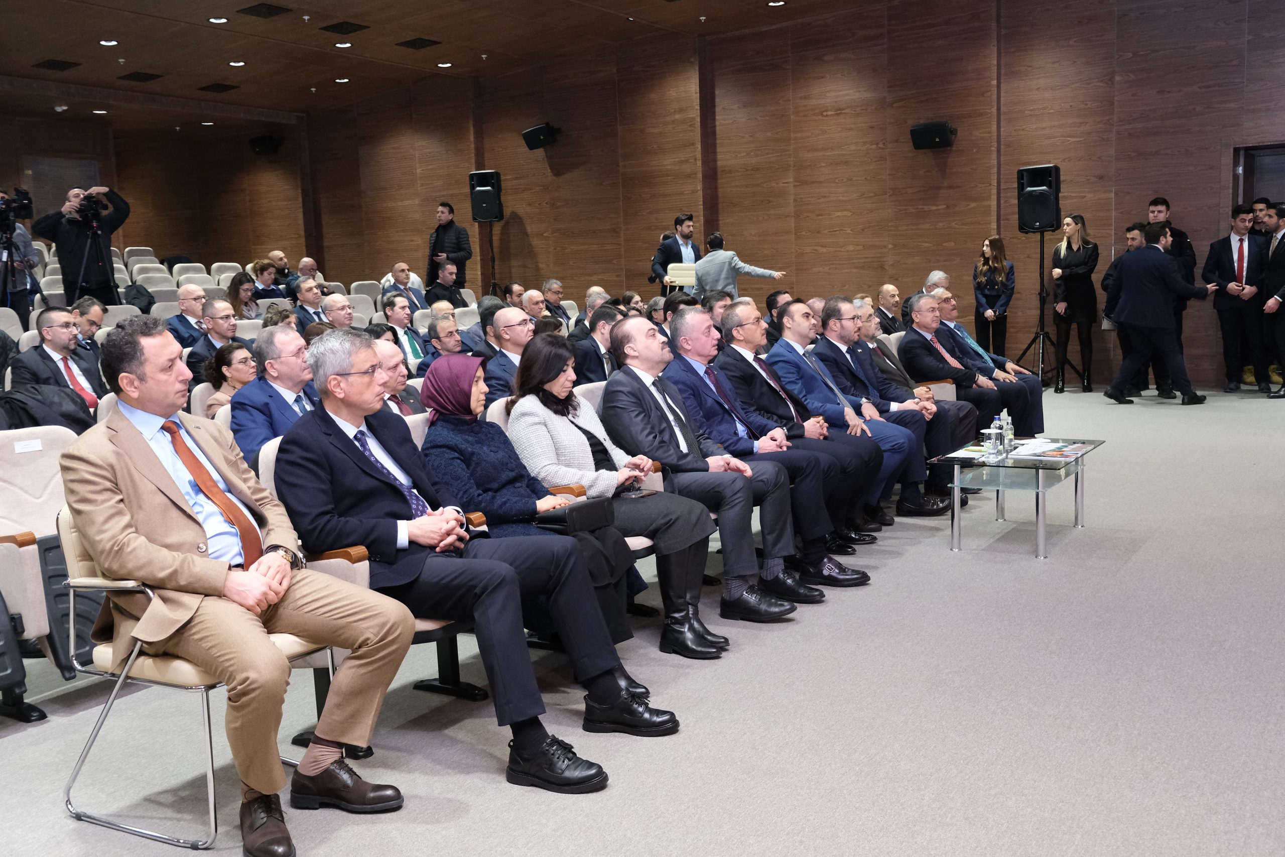 7. T&Uuml;SAP ZİRVE'SİNDE SAĞLIKTA MİLLİ TEKNOLOJİ VİZYONU ÜZERİNE GÖRÜŞÜLDÜ